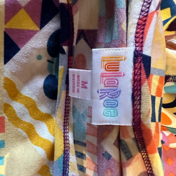 Lularoe Disney Irma Minnie Mouse Shirt Sz M - Picture 6 of 6